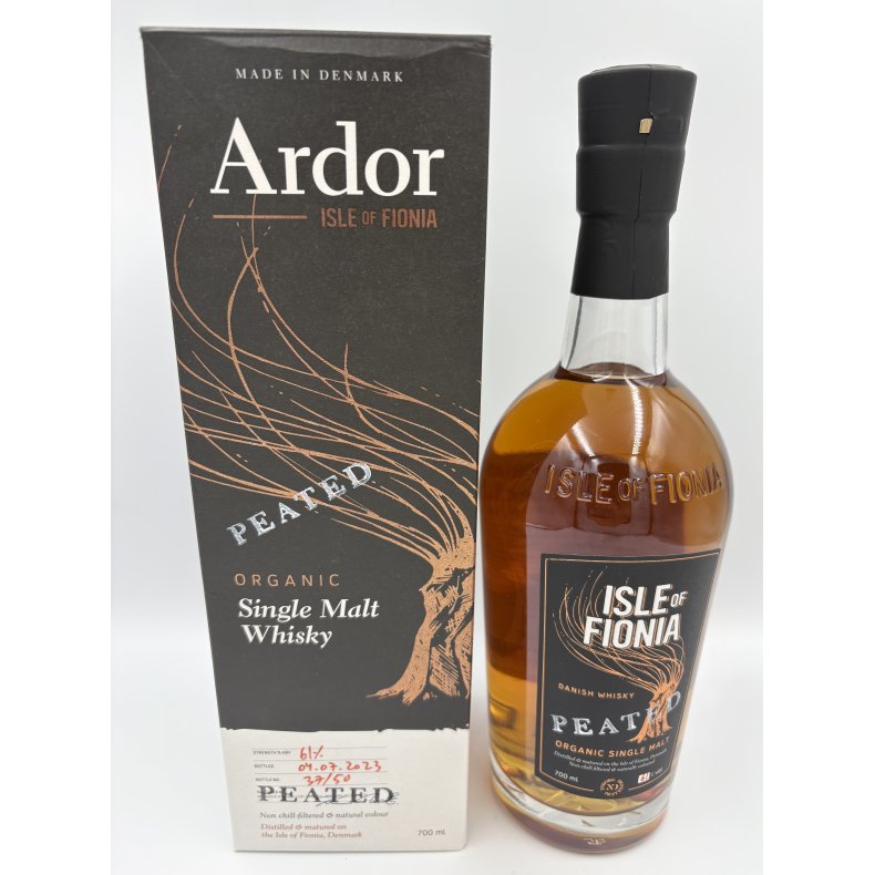 Isle Of Fionia Whisky - PEATED BLACK